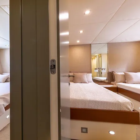 بوتيل Votre Palace Flottant Sur La Croisette A *